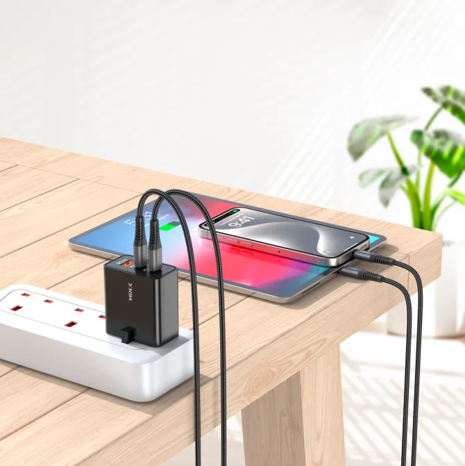 XKIN 65W TRAVEL CHARGER